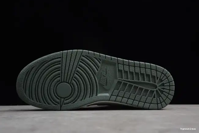 HYPE Jordan 1 High Green OG Retro Clay 555088-135 Air 0618